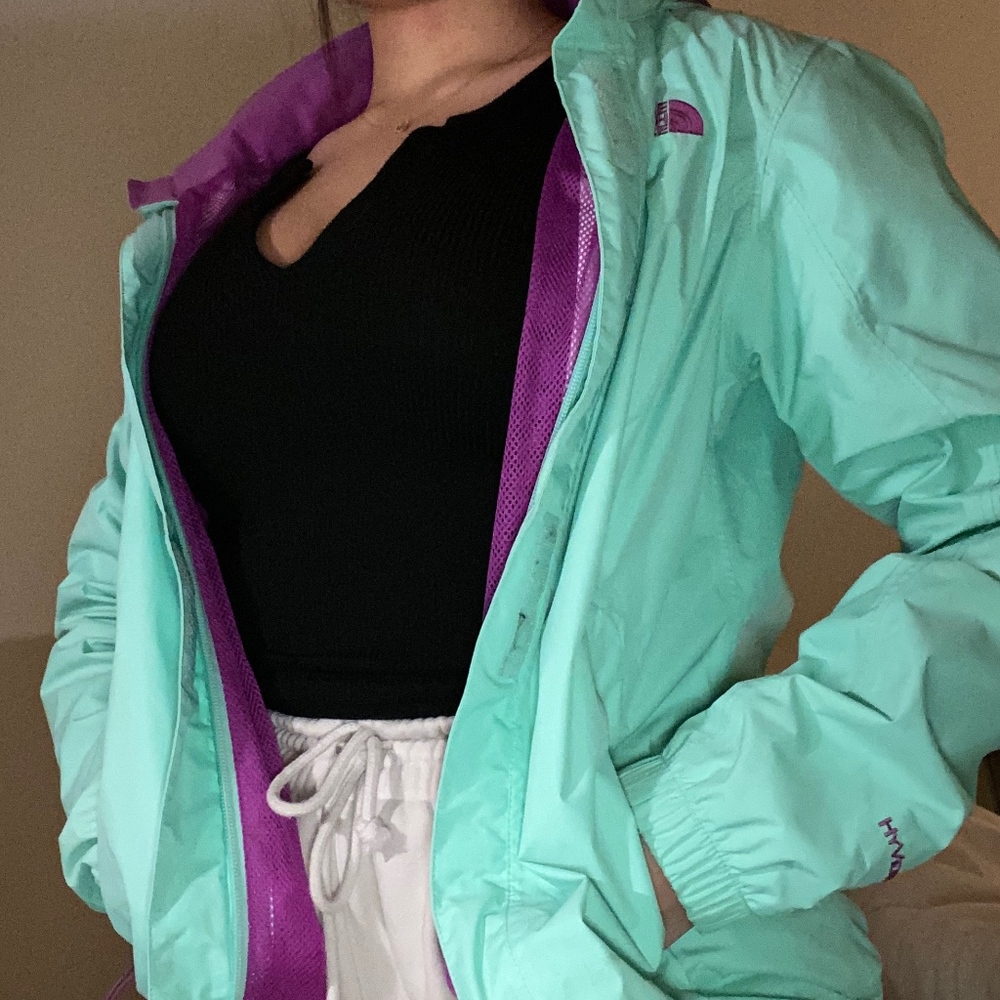 THE NORTH FACE rain jacket